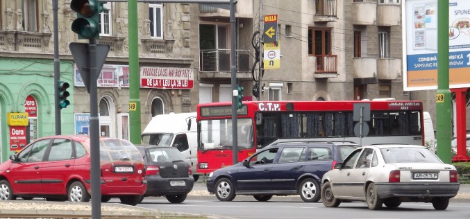 Kitiltják a főútvonalakról a sofőriskolásokat