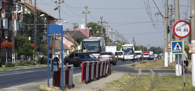 Négy órát állt a forgalom a 7-es főúton