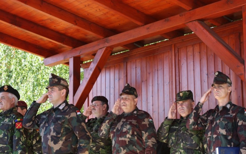 Parancsnokváltás a magyar-román közös zászlóalj élén