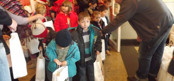 Megjött a Mikulás az aradi magyar gyerekekhez [VIDEÓ]