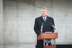 Állítólag Iohannis is részt vesz Aradon a román-amerikai katonai parádén