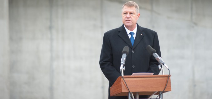 Állítólag Iohannis is részt vesz Aradon a román-amerikai katonai parádén