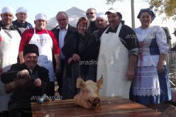 Csabai Kolbászfesztivál első napja: Arad kivágta a karajt [VIDEÓ]