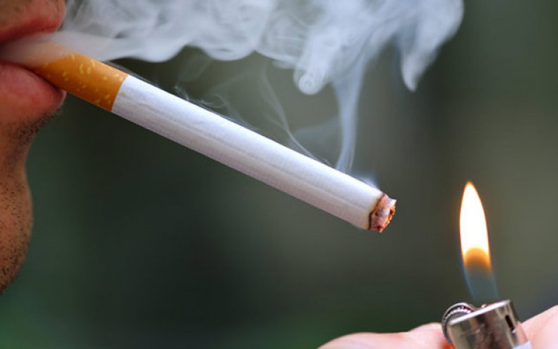 Legális a cigitörvény: teljes füstmentesítés
