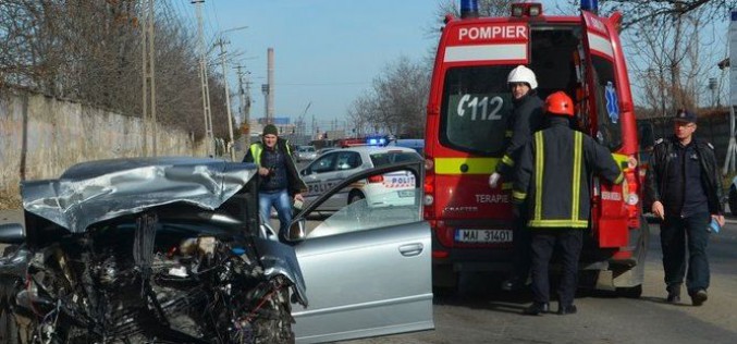 Összefémcsókolóztak a buszállomás közelében