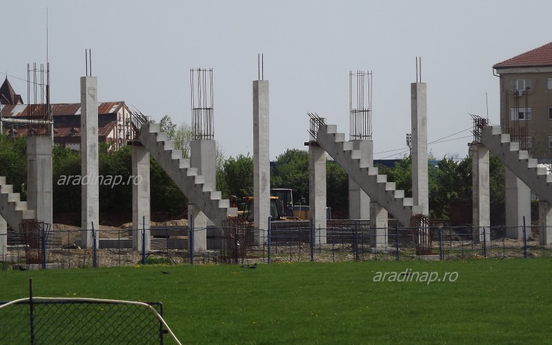 Szombattól rájátszik az UTA: új stadion a ködben