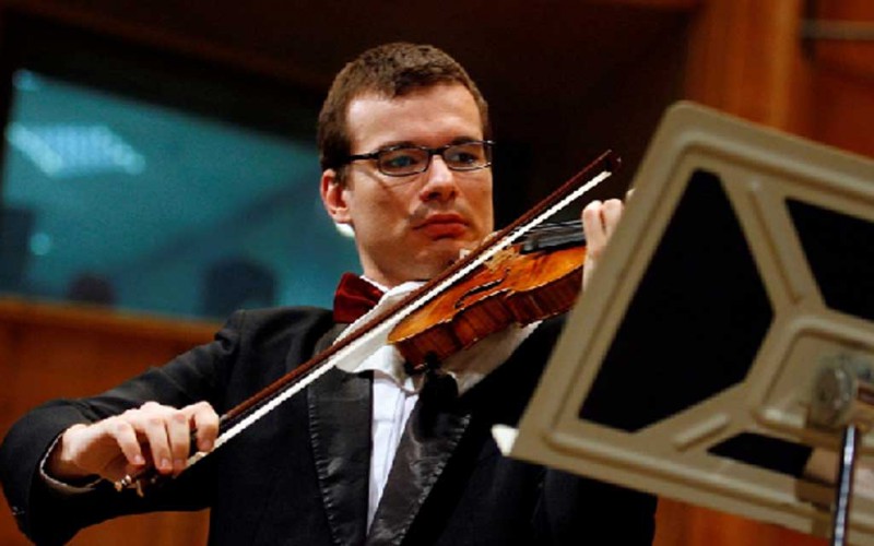 Hegedűkoncert a belvárosi katolikus templomban