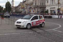 Arad Rali: a polgi magyar rendszámú kocsiban koptatta a gumikat [VIDEÓ]