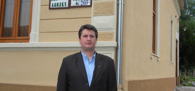 Faragó Péter megyei RMDSZ-elnök Kisiratoson szavazott