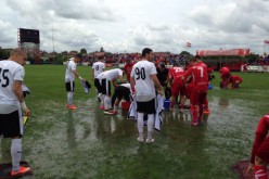 Szivacsok, törölközők, mezek meg az ajtó: UTA-Voluntari 1-0