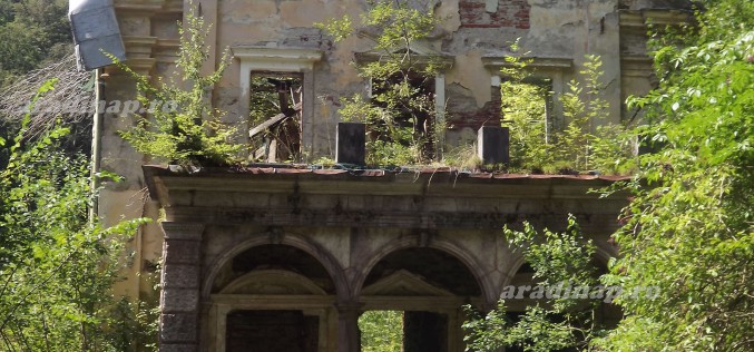 Megtudtuk, ki adja fel az utolsó kenetet Menyházán a Wenckheim-fürdőnek