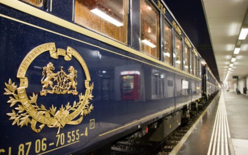 Finoman átsuhant Aradon az Orient Express