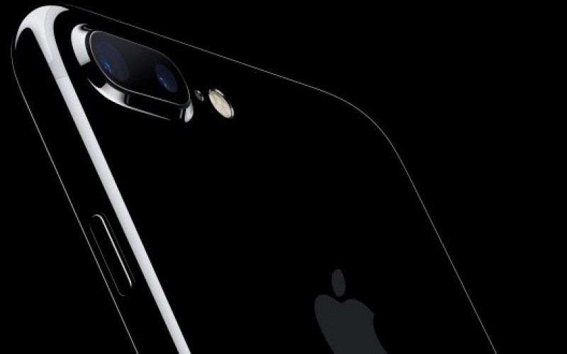 Melyik két szolgáltatónál lehet Romániában előjegyezni az iPhone7-re?