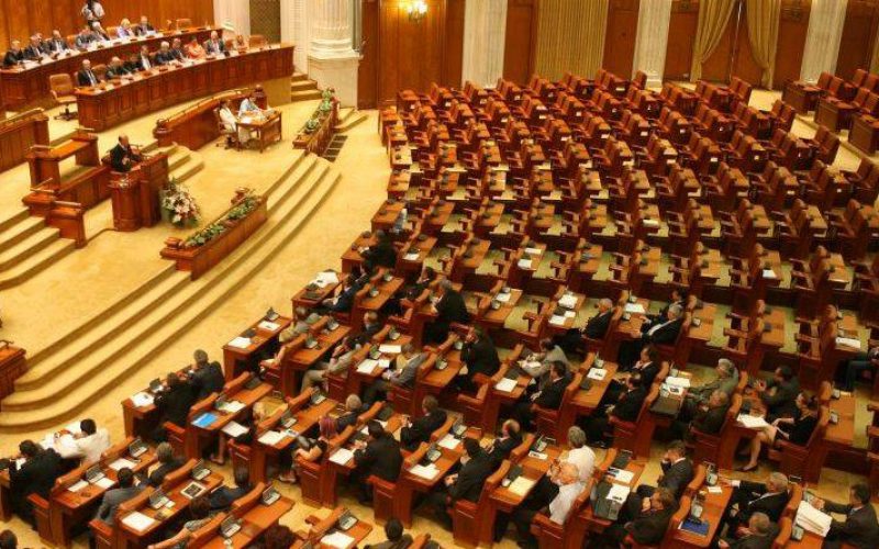 Csodák nincsenek: a kabinet átgyalogolt a parlamenten is