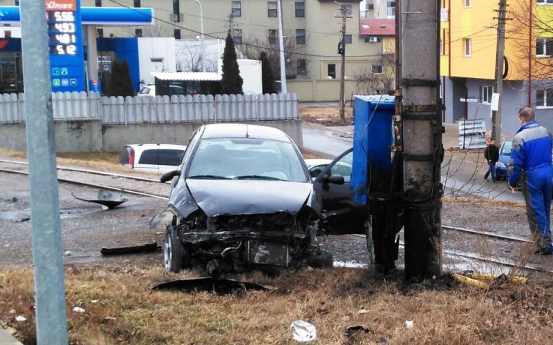 Óriási mázli: ütközött, átpördült és karcolás nélkül megúszta