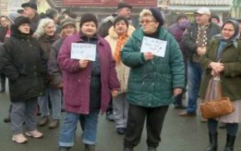 Románok tüntettek a Nagy Egyesülés Emlékműve ellen