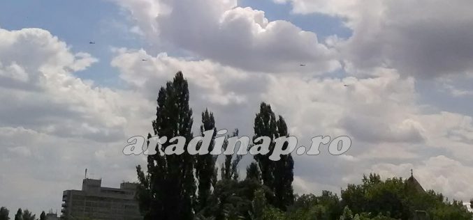 Harci helikopterek repültek el Arad fölött