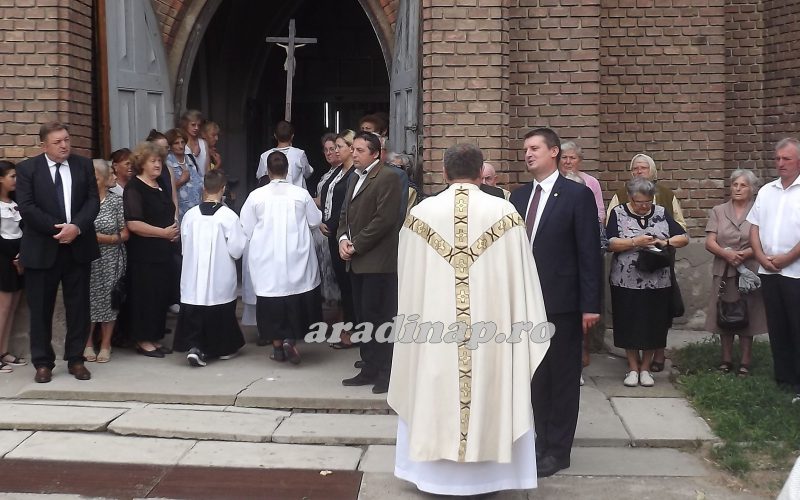 Főhajtás a hősök emlékműveinél [VIDEÓ]