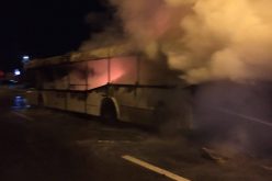 Kiégett egy munkásbusz az éjjel