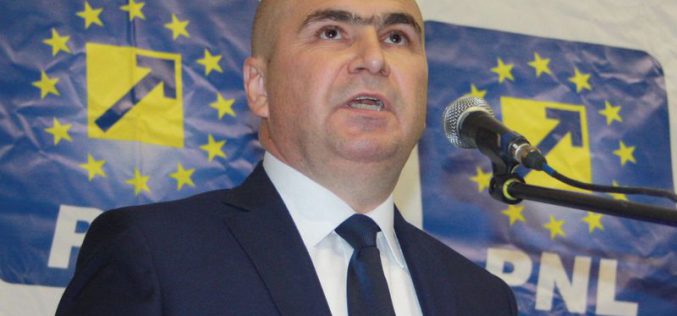 Nagyvárad polgármesterét Arad megyében szabadították meg a hajtásijától
