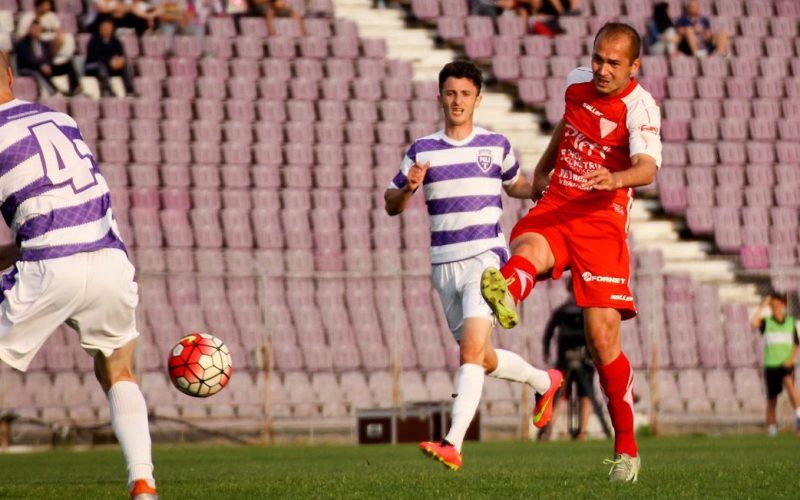 Aradon is árusítanak jegyet a Poli-UTA meccsre