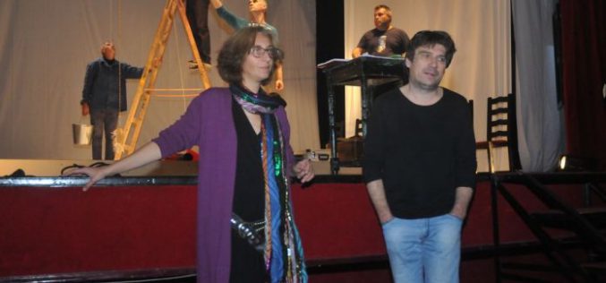 Tapasztó Ernő rendezi a bákói színház évadnyitó előadását