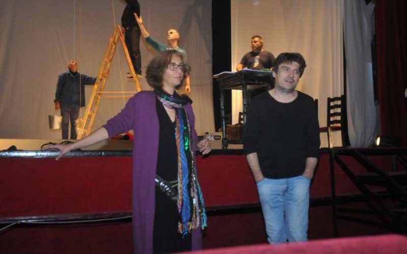 Tapasztó Ernő rendezi a bákói színház évadnyitó előadását