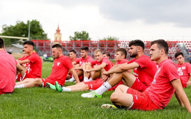 Szeles bukszával vág neki az UTA a felkészülésnek