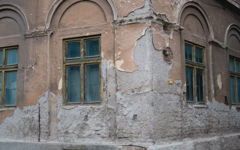 Végrehajtják a tanácsi határozatot: akár ötszörös adót is fizethetnek