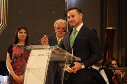 Kiválósági díjat kapott Arad