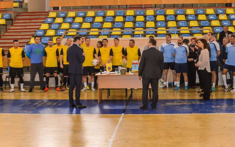 Testvérvárosi hengerlés: Arad-Gyula 5-1
