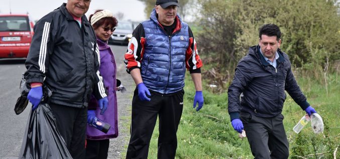 Több százan takarították Pécskát és környékét