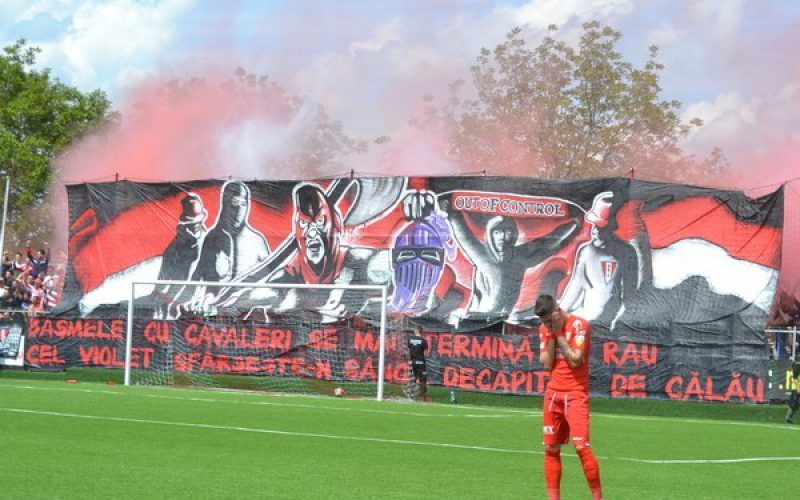 Rangadó lila foltokkal: UTA-ASU Poli 0-2