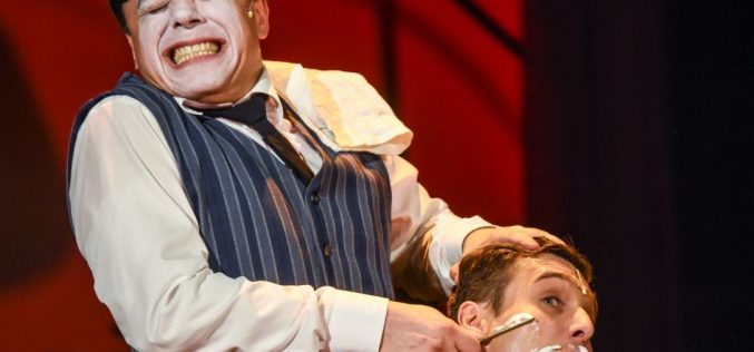 Aradi Kamaraszínház: Lear halála, zenés komédia és operett