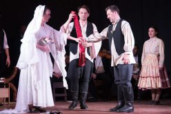 Aradi Kamaraszínház: júniusban három előadás