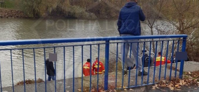 Fiatal anya ugrott a Marosba: életveszélyes az állapota