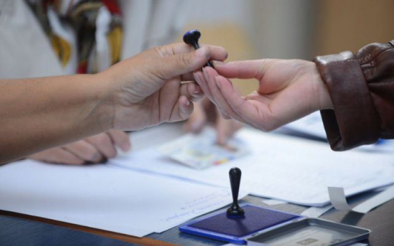 Elnökválasztás: országos átlag alatt Arad megye