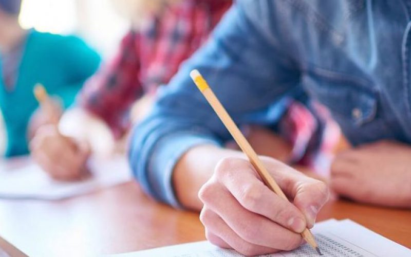 PISA-teszt: a 15 esztendős diákok közel fele funkcionális analfabéta