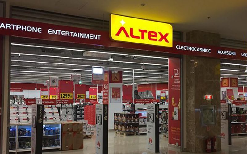 Aradon nyitja legnagyobb üzletét az Altex