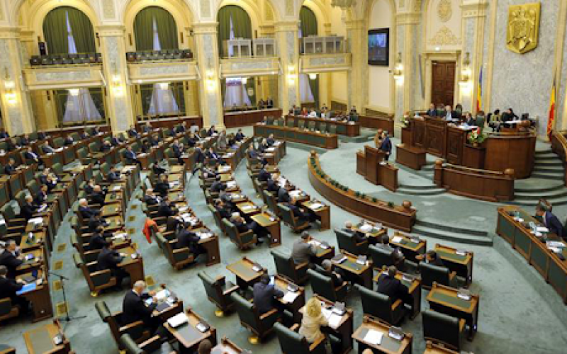 A szenátus megbuktatta az előrehozott parlamenti választást