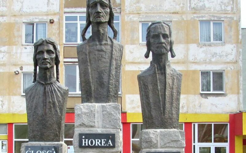 Mihai Viteazul, Horea, Cloşca és Crişan a román nemzet hősei, mártírjai