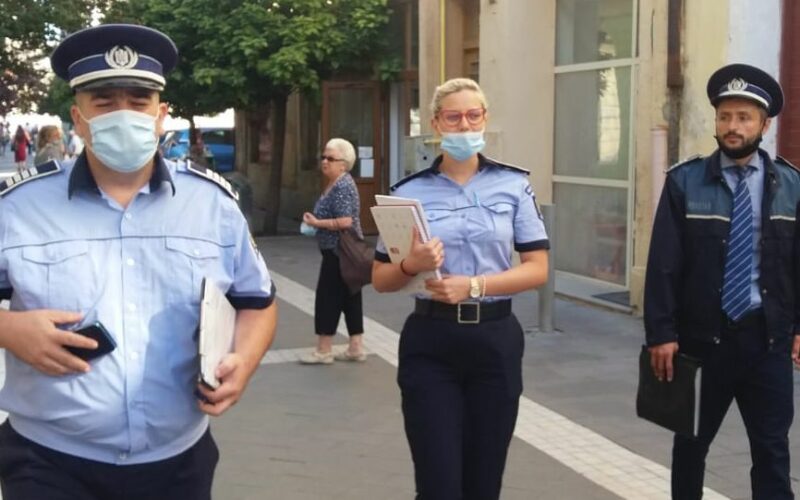 Hivatalos rendőrségi fotó: csak a maszkokat figyeljék