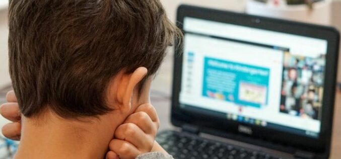 A szülő kérheti gyermekének a kizárólagos online oktatást