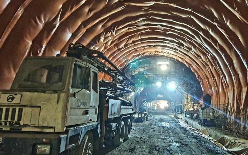 Bürokrácia lassítja a battai vasúti alagút építését