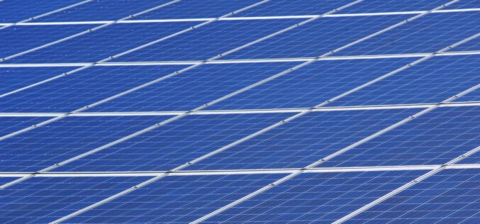 Jövőre kezdik építeni Arad megyében Európa legnagyobb napelem parkját