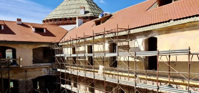 Év végére befejeződik a borosjenői vár állagmegőrző restaurálása