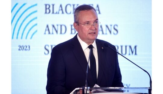 Pénteken lemond a kormányfő
