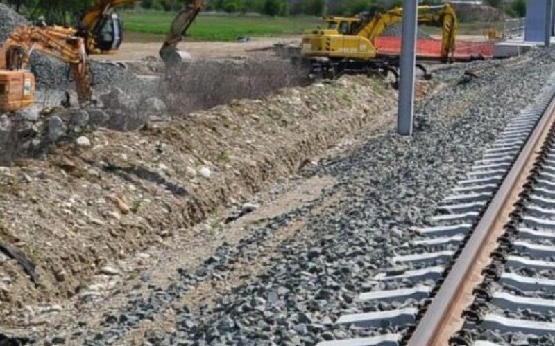 Kezdődhet a Temesvár-Arad vasútvonal teljes felújítása