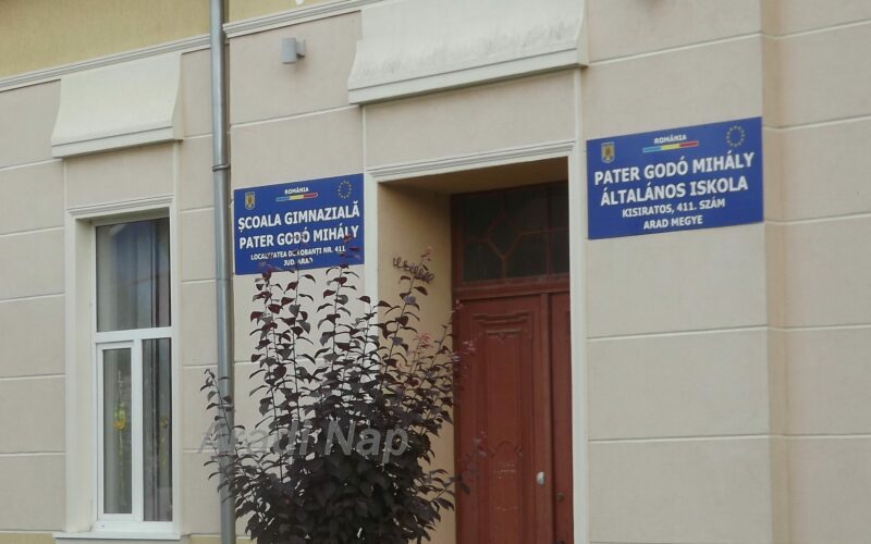 Pénzt kap Kisiratos az általános iskola felújítására
