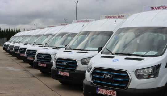 Vizsgálják az elektromos iskolai kisbuszok beszerzését: Arad is érintett